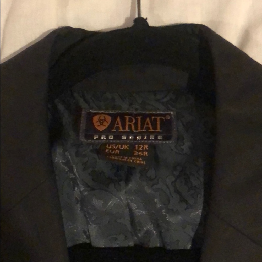 Ariat pro-series 12R show coat. Barely worn.